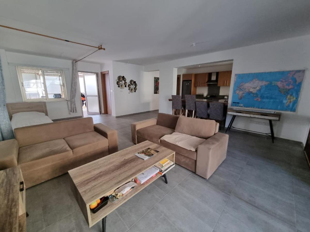 Apartment Pearl Park Residence Paphos Bagian luar foto