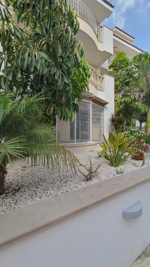 Apartment Pearl Park Residence Paphos Bagian luar foto