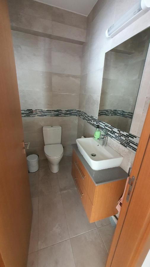 Apartment Pearl Park Residence Paphos Bagian luar foto